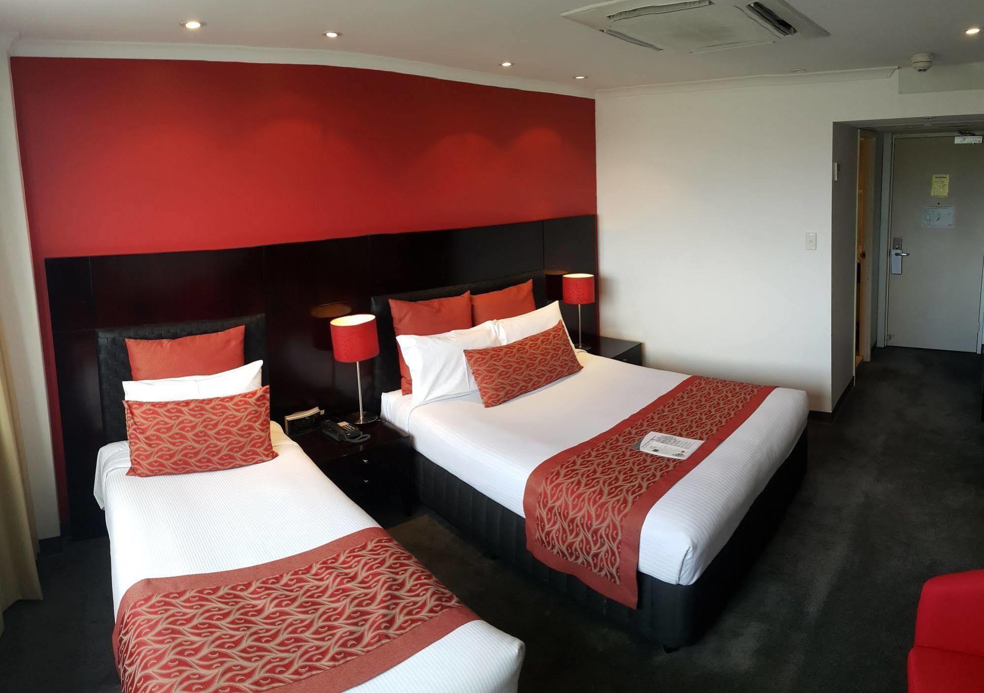 Leichhardt 4* Rockhampton